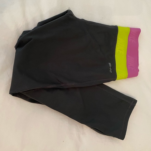 Nike cropped leggings - Picture 6 of 7